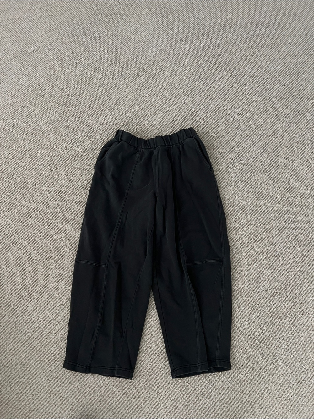 Aerie Black Elastic-Waist Crop Pants